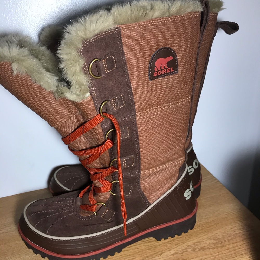 SOREL size 7.5 women’s snow boots